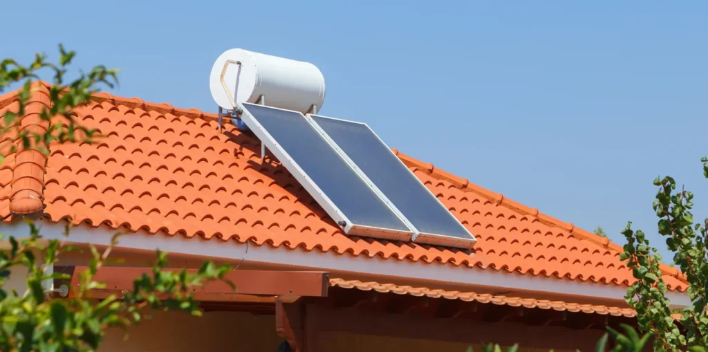 solar powered gadgets: Solar-Powered Water Heaters